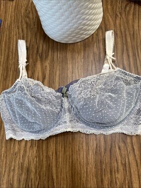 Fayreform 38E underwire lacy bra